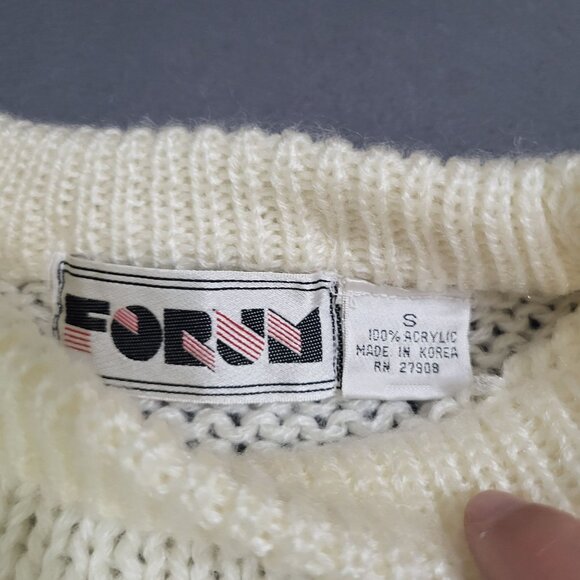 VTG Aztec Triangles Print Chunky Knit Sweater Men's Small Korea Old Money Ugly - Picture 8 of 8